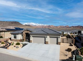 1278 W Falcon Crest Dr, Washington, UT 84780