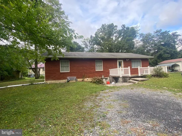 14811 Pershing St, Cresaptown, MD 21502