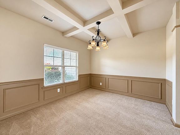 5th image of 4 Churchill Dr