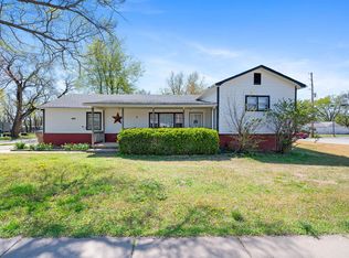 705 E Main St, Towanda, KS 67144