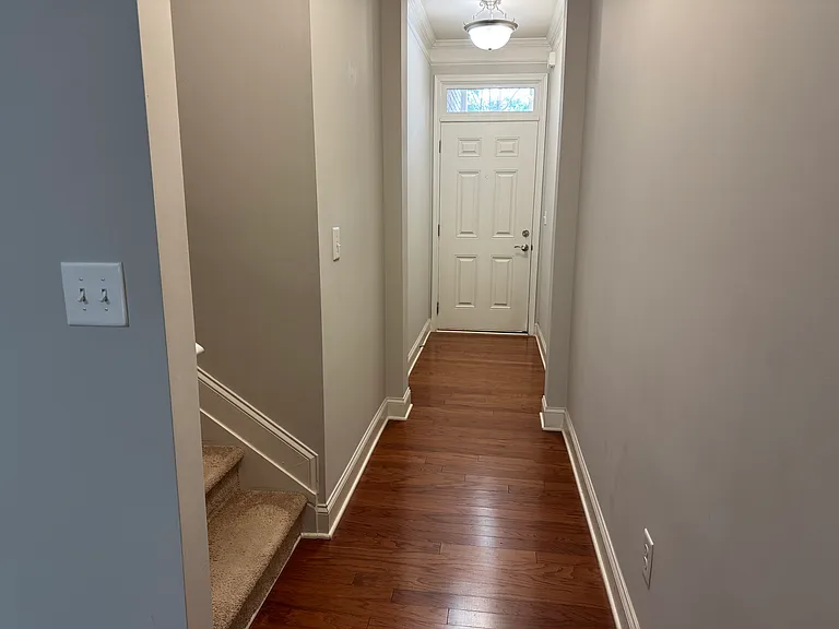 10584 Naramore Ln — Photo 11