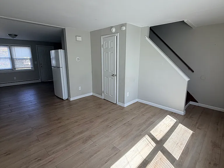 114 Fairmont Ave — Photo 4