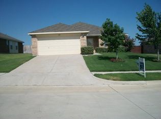 3608 Northpointe Dr, Denton, TX 76207