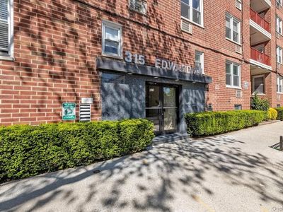 315 W 232 Street #6G, Bronx, NY, 10463