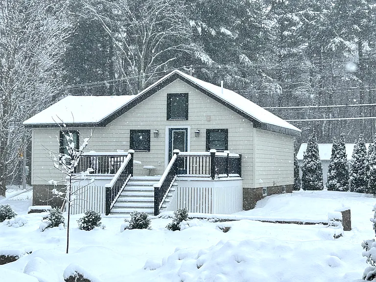 173 Sanford Rd — Photo 34