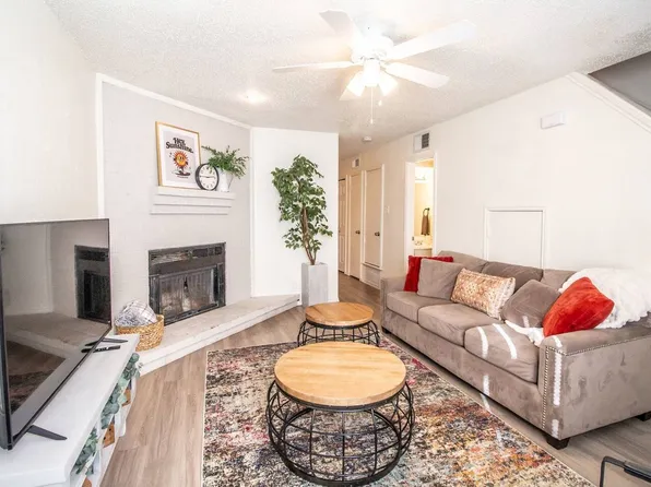 MC 5806 6th Street, 5806 6th St #C, Lubbock, TX 79416