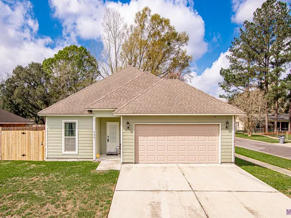 435 Sandra Dr, Baker, LA 70714