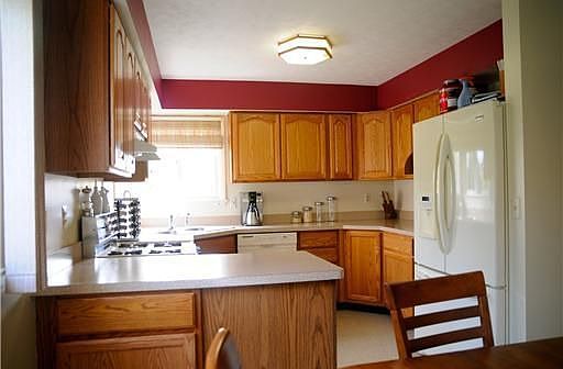 2nd image of 1645 Northbrook Dr