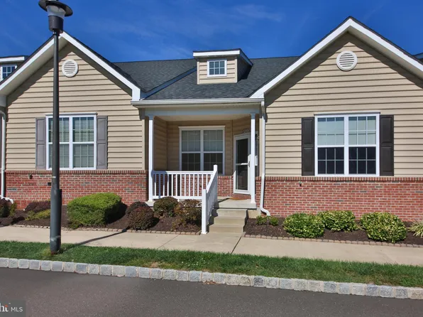 15148 Wildflower Way, Philadelphia, PA 19116