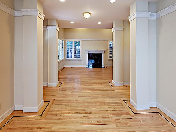 3rd image of 1348 College Ave
