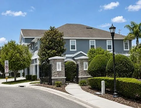 3 bed, 2.5 bath, 1513 sqft, $2,175 — Photo 3