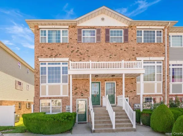 56 Heron Lane #393, Bronx, NY 10473