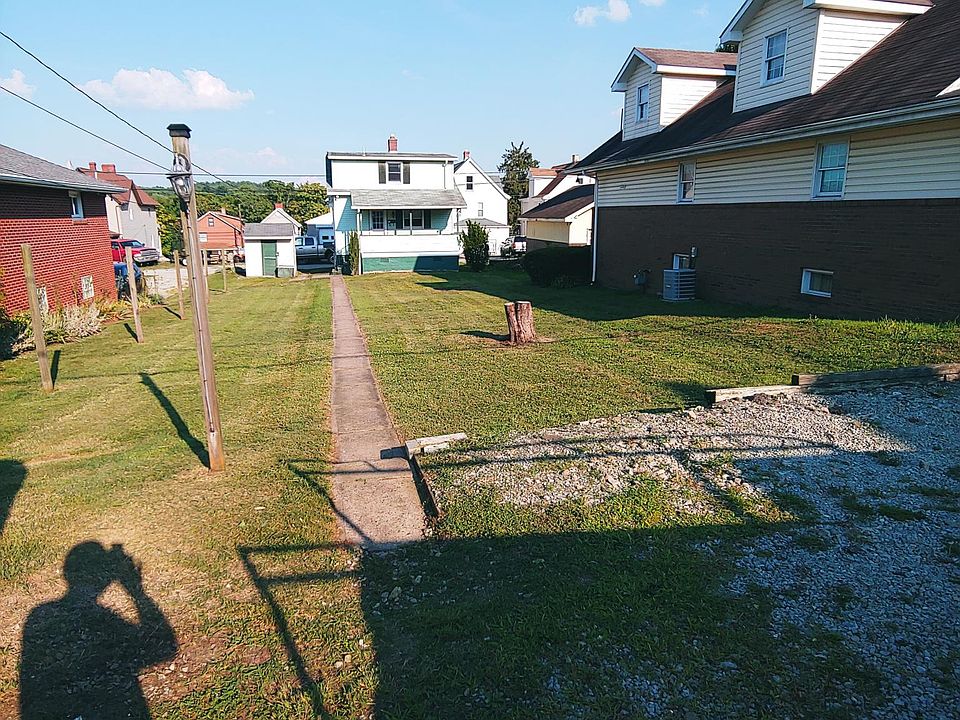 1st image of Kennedy Dr