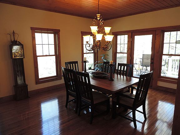 5th image of 442 W Point Dr