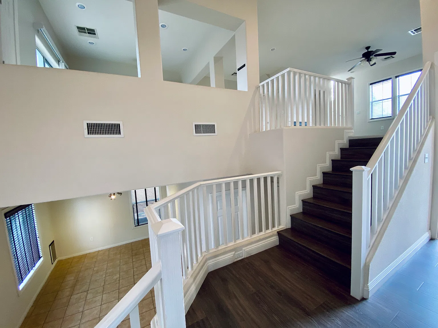 3 bed, 1693 sqft, $2,050 — Photo 3