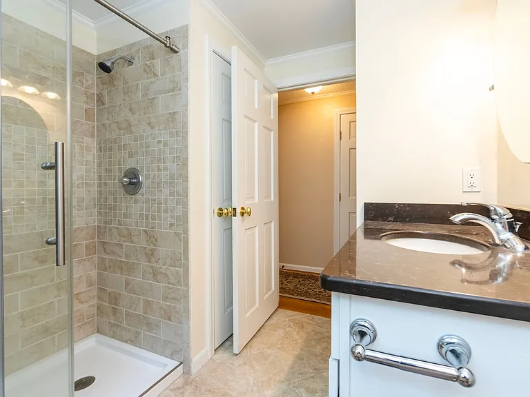 7 Laurel Hill Rd #ROAD7 — Photo 7