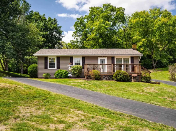 10743 Indian Trail Rd, Harrisonburg, VA 22802
