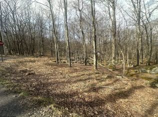 216 Aster Cir, Terra Alta, WV