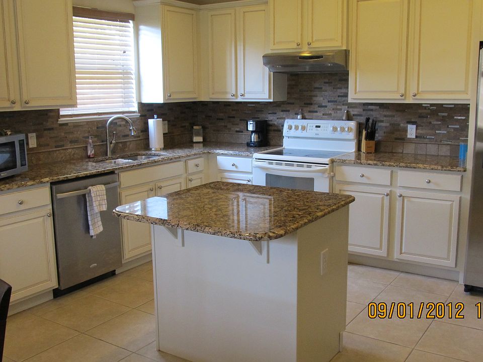 Gourmet Kitchen