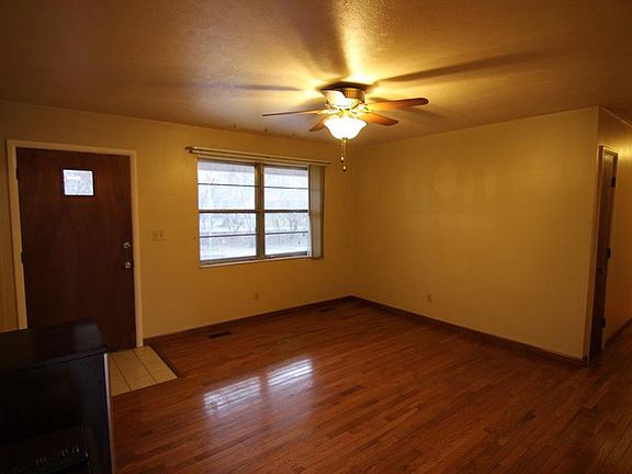 4th image of 2744 W Sugar Creek Dr