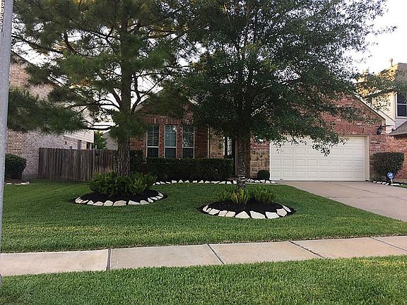 2nd image of 25914 Orchard Knoll Ln