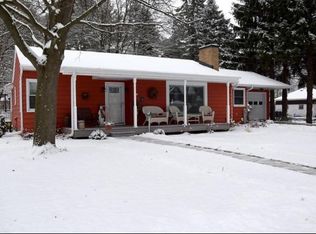 631 State St, Oconomowoc, WI 53066