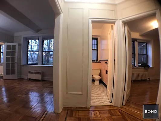 Rented by Bond New York | media 21
