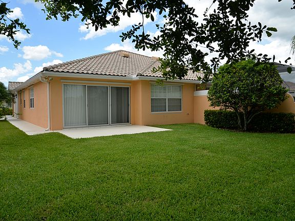 2nd image of 10877 SW Elsinore Dr #1