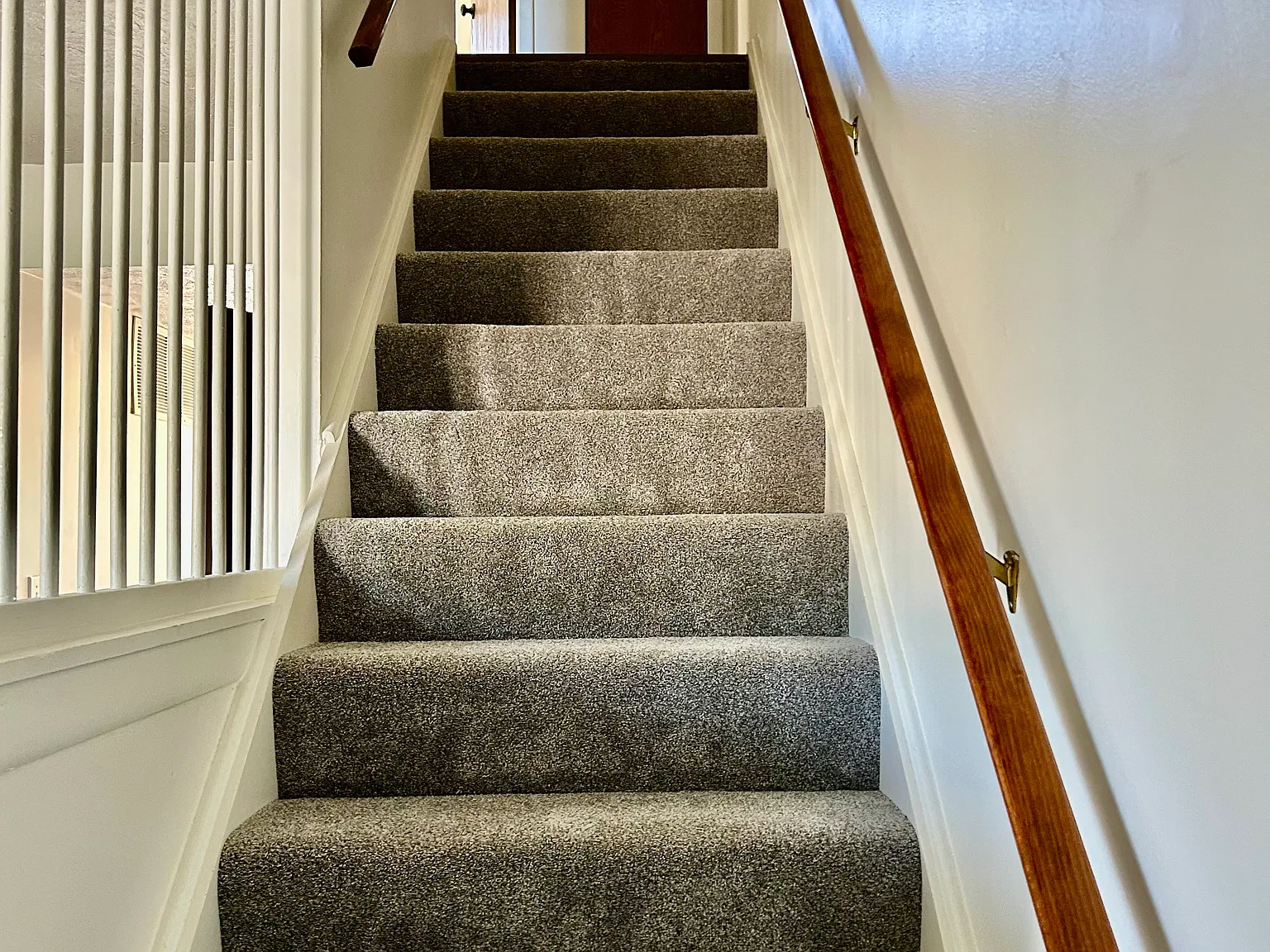 2 bed, 1.5 bath, 1100 sqft, $1,350 — Photo 4