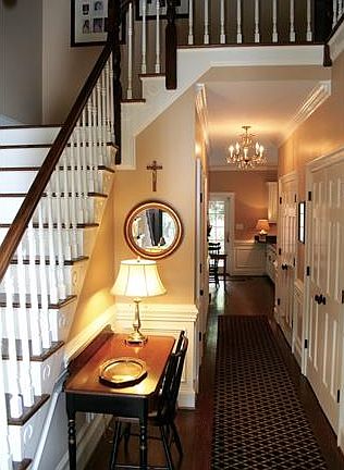 3rd image of 301 Bradwyck Ct