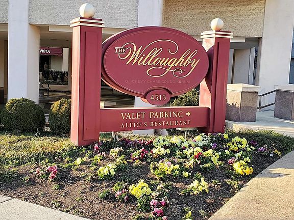 4th image of 4515 Willard Ave APT 507S