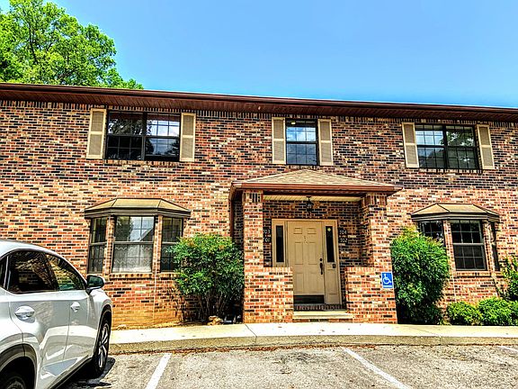 3rd image of 810 Highland Dr APT 703