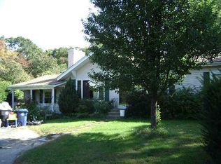 1 Woodwind Ct, Warwick, RI 02886