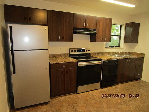 4th image of 660 8th St #11442090