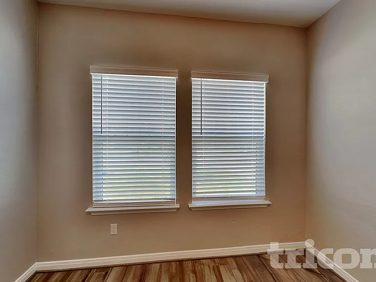 5532 Shasta Pl — Photo 10