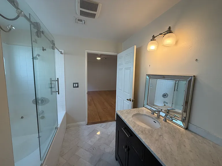 1238 S Holt Ave #2 — Photo 37