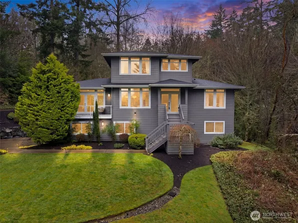 9811 Ridgeway Drive, Gig Harbor, WA 98332