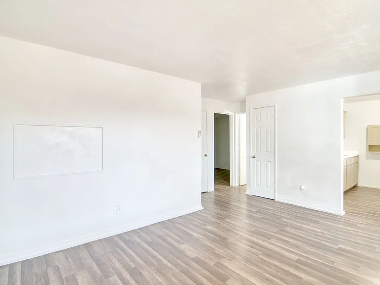 5653 E 28th St #5653 — Photo 1