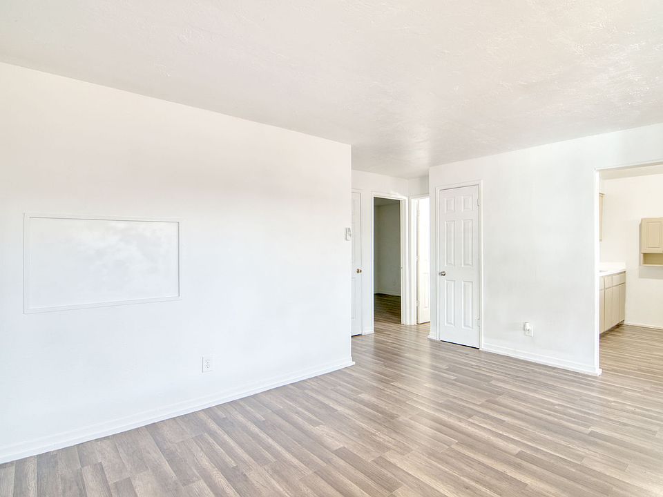 1st image of 5653 E 28th St #5653