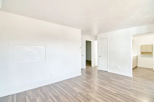 5653 E 28th St #5653 Photo 1
