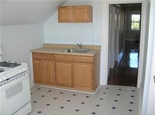 29 Woodland Pl #3, Stamford, CT 06902