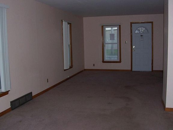 4th image of 1526 16th Ave