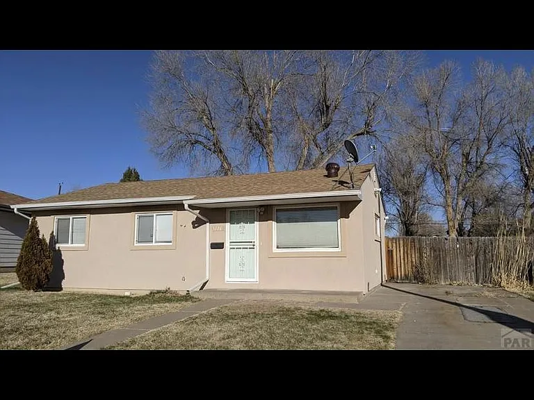 3116 Fairmount Ln — Photo 1