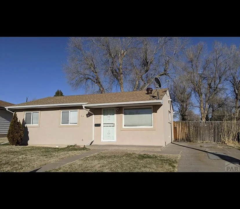 3116 Fairmount Ln