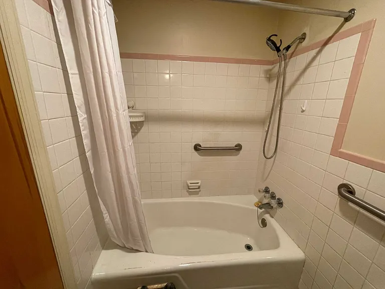 9 Dinwiddie Pl — Photo 5