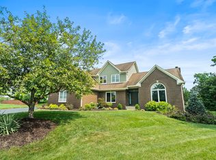 8627 Bay Pointe Cir, Indianapolis, IN 46236