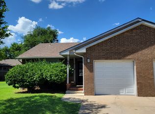 1845 N Winstead Ct, Wichita, KS 67206