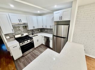 115 Stonelea Pl, New Rochelle, NY 10801
