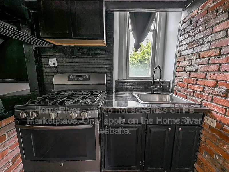 1 bed, 1.0 bath, 920 sqft, $1,250 — Photo 4