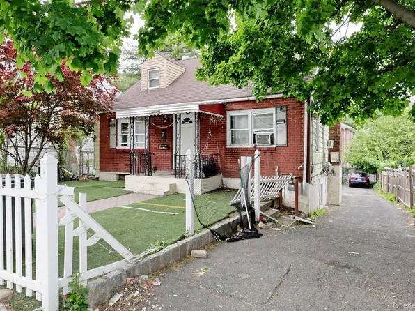 29 Fairview Avenue, Spring Valley, NY 10977